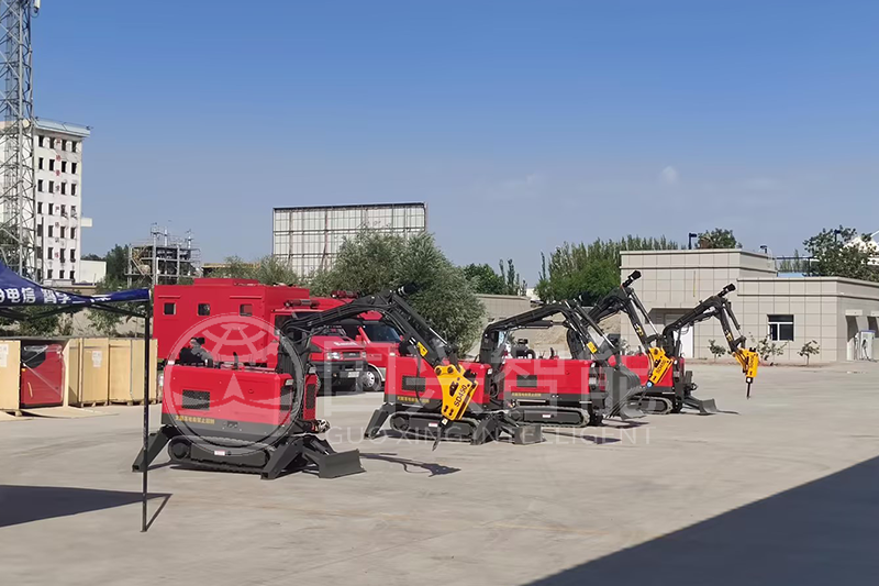 巴州某消防救援隊批量破拆機器人驗收通過